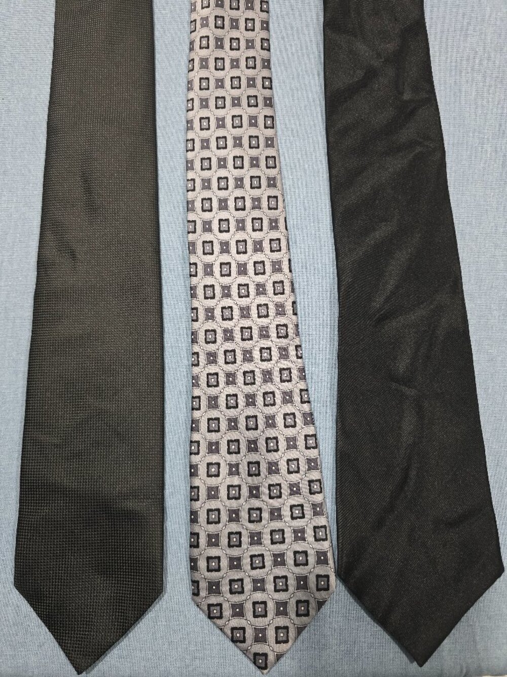 Bundle of 3 ties - Calvin Klein